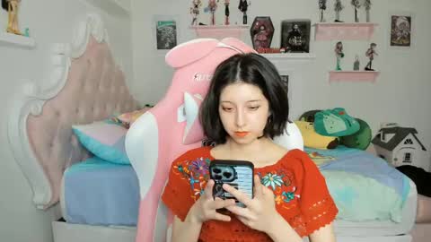 cherrycute666 online show from May 6, 2026, 2:40 am