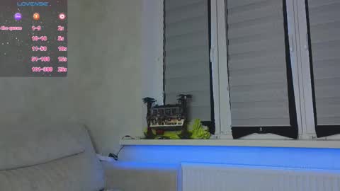 Lysia online show from March 13, 2026, 2:12 pm