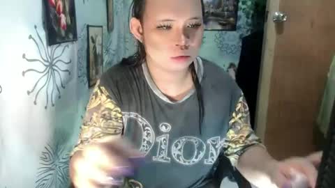 Snapshot of chescahotxxxl chatting on January 2, 2025, 4:41 am chescahotxxxl online show from January 2, 2025, 4:41 am