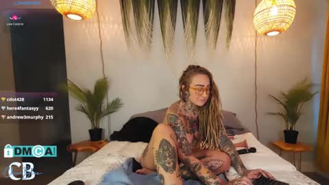 Snapshot of cheviblue chatting on January 8, 2025, 5:48 pm Chevi Blue online show from January 8, 2025, 5:48 pm