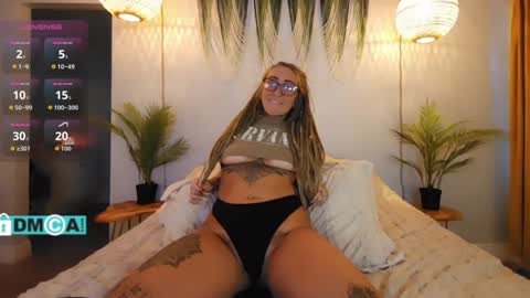 Snapshot of cheviblue chatting on September 29, 2025, 1:27 pm Chevi Blue online show from September 29, 2025, 1:27 pm