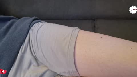 Grey online show from November 8, 2025, 7:12 pm