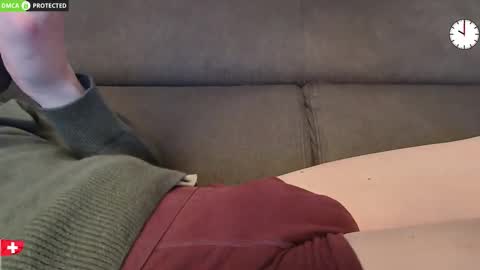 Snapshot of chezmonsieur_g chatting on February 17, 2026, 8:59 pm Grey online show from February 17, 2026, 8:59 pm