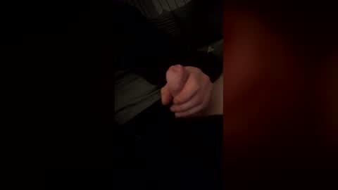 chhh599211 online show from April 3, 2026, 2:31 am