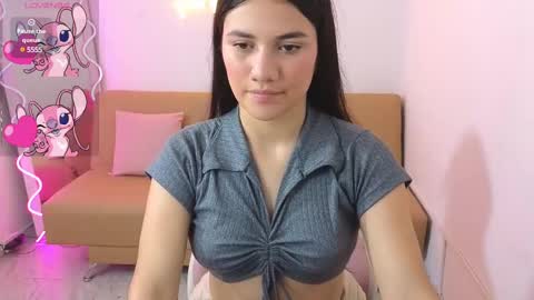 Chiara  online show from March 7, 2025, 3:40 am