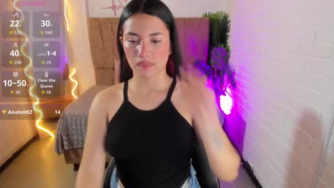 Chiara  online show from September 18, 2025, 7:16 pm