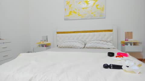 Chiara online show from May 17, 2026, 7:28 am
