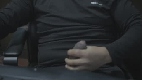 chicagoalex68 online show from December 6, 2024, 2:13 am