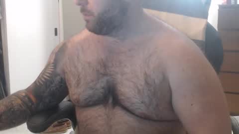 Snapshot of chicagoguy86 chatting on April 27, 2026, 3:15 am Chicagoguy86 aka Benny Cooper online show from April 27, 2026, 3:15 am