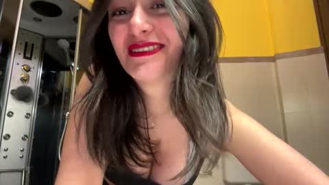 chicamala872876 online show from May 10, 2026, 8:58 pm