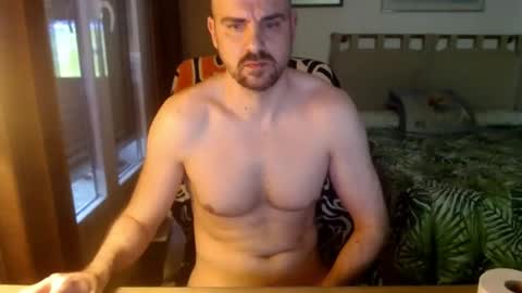 chicocam1983 online show from February 16, 2025, 4:42 pm