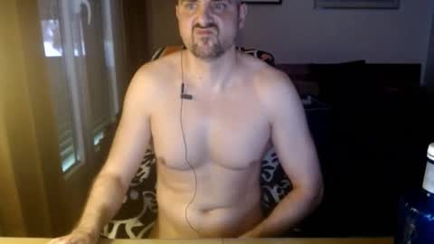 Snapshot of chicocam1983 chatting on May 17, 2026, 3:52 pm chicocam1983 online show from May 17, 2026, 3:52 pm