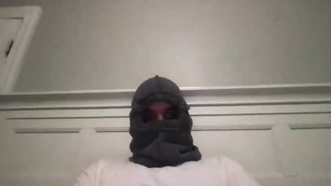 Snapshot of chicopaiisaa chatting on November 15, 2025, 3:52 pm Andres online show from November 15, 2025, 3:52 pm