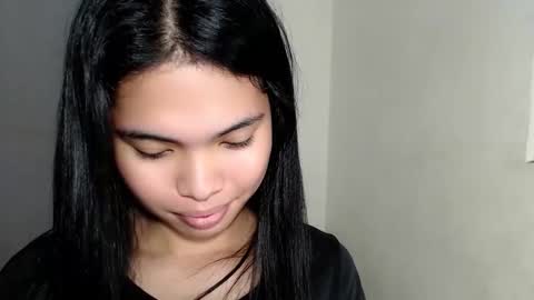 Snapshot of chictemptation_ chatting on February 19, 2026, 6:48 pm CRISTINE3. online show from February 19, 2026, 6:48 pm