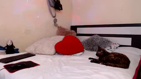  Valentina  online show from April 13, 2026, 5:18 pm