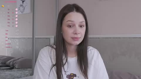 Nicole online show from February 22, 2026, 6:13 am