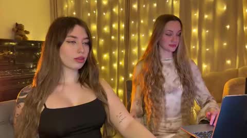 Goddess Vika - owner of all ur money online show from December 2, 2025, 4:24 pm