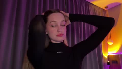 Goddess Vika - owner of all ur money online show from December 19, 2025, 2:24 pm