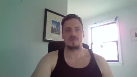 Snapshot of chillsfguy chatting on March 3, 2026, 6:14 pm Chillsfguy online show from March 3, 2026, 6:14 pm