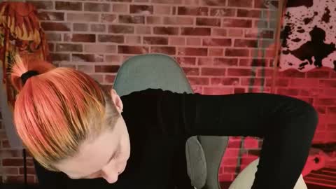 Bella online show from November 15, 2025, 9:28 am