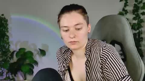 Bella online show from March 27, 2026, 8:26 am