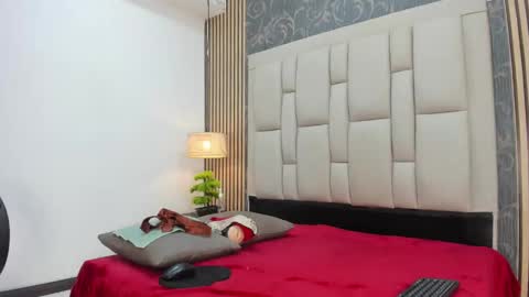 chimi88 online show from January 16, 2025, 2:19 pm