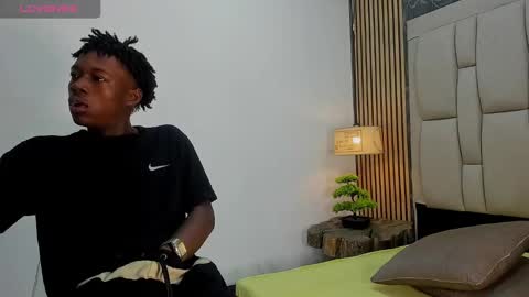 chimi88 online show from February 27, 2025, 11:10 am