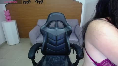 Kelly online show from October 7, 2025, 1:08 pm