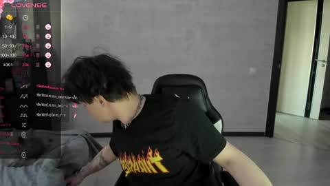 Miya online show from April 24, 2026, 1:35 pm