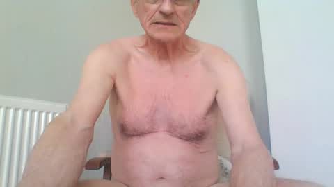 chipper341596 online show from March 8, 2025, 1:03 pm