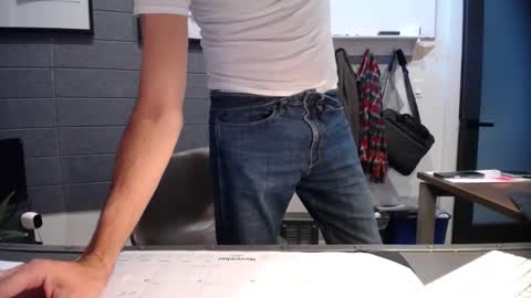 Chitown Aries online show from November 16, 2025, 10:04 pm