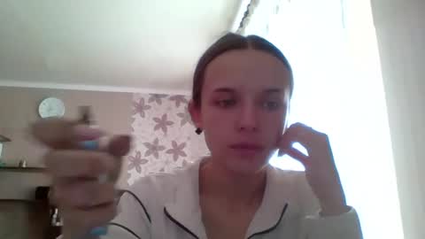 Snapshot of chloe45673 chatting on May 25, 2026, 7:36 am chloe45673 online show from May 25, 2026, 7:36 am