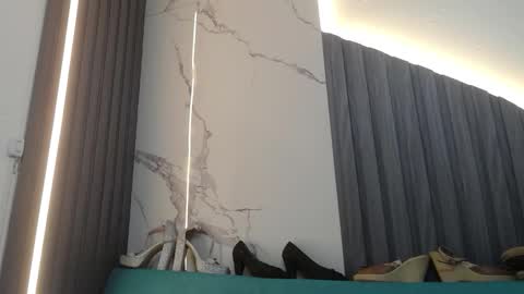 Chloe  online show from February 24, 2026, 1:09 pm