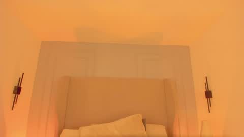 Snapshot of chloe_dee_ chatting on May 24, 2026, 2:22 pm Chloe online show from May 24, 2026, 2:22 pm