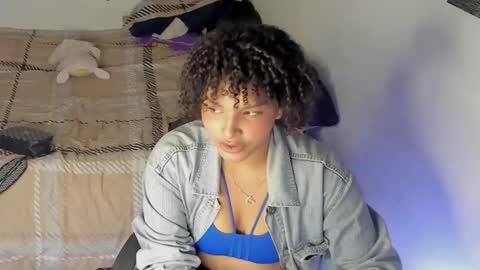 chloe_kisses online show from March 9, 2026, 11:58 am