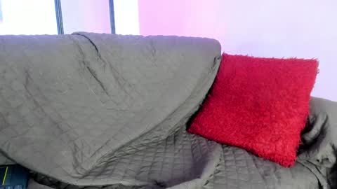 chloe online show from January 25, 2025, 5:40 pm