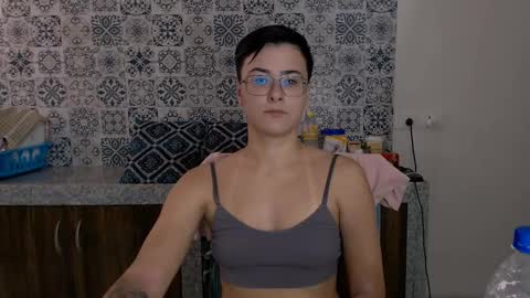 Eva and Sandra online show from March 11, 2025, 9:45 am