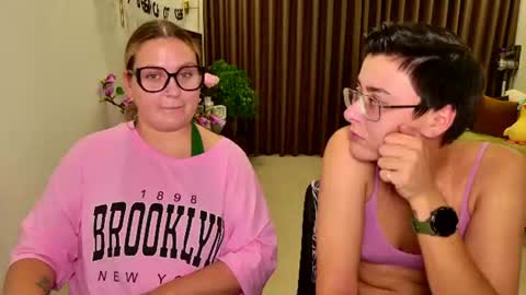 Eva and Sandra online show from June 20, 2026, 6:00 pm