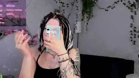 Snapshot of chloebloss0m chatting on February 21, 2026, 3:07 am Boni online show from February 21, 2026, 3:07 am