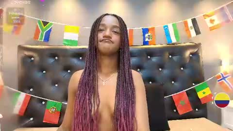 Snapshot of chloebrunnie chatting on July 8, 2026, 12:20 pm CHLOE online show from July 8, 2026, 12:20 pm
