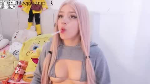 Chloe online show from March 21, 2026, 8:56 pm