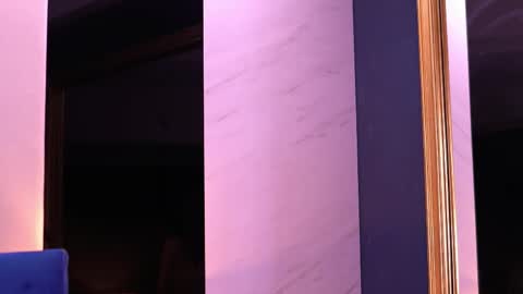 Chloe online show from May 9, 2026, 6:57 pm