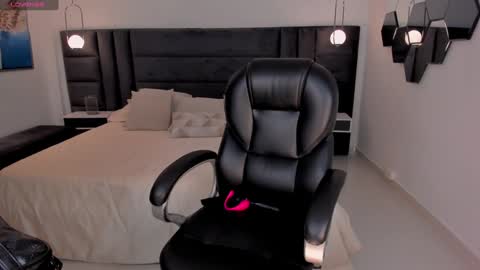 Snapshot of chloemanson chatting on December 16, 2024, 9:52 pm Chloe OF chloemanson online show from December 16, 2024, 9:52 pm