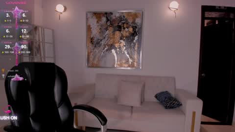 Snapshot of chloemanson chatting on January 28, 2025, 11:17 pm Chloe OF chloemanson online show from January 28, 2025, 11:17 pm