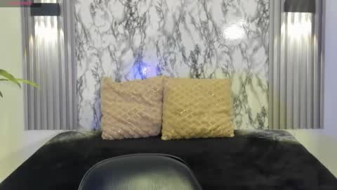 chloemasonn online show from November 11, 2025, 10:59 am