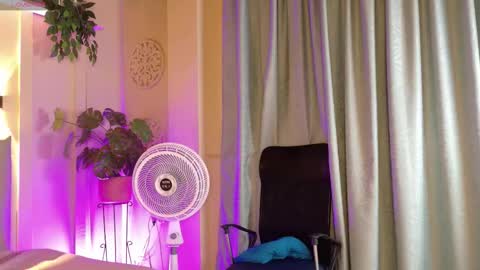 Snapshot of chloerossee chatting on February 10, 2026, 1:10 am Chloe rosse online show from February 10, 2026, 1:10 am