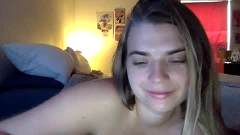 Chloe Lane online show from September 24, 2025, 3:04 pm