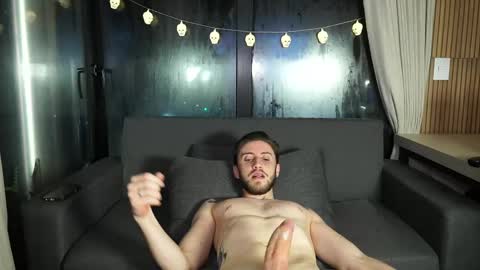 Snapshot of chloesweetdreams chatting on October 14, 2025, 2:01 am Chloe and Schott online show from October 14, 2025, 2:01 am