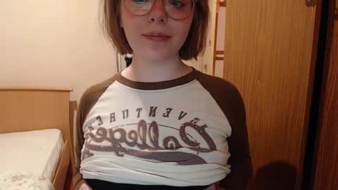 Snapshot of chmiri chatting on December 8, 2024, 7:11 pm chmiri online show from December 8, 2024, 7:11 pm