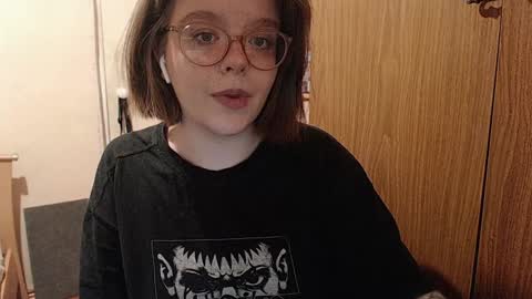 Snapshot of chmiri chatting on December 18, 2024, 5:42 pm chmiri online show from December 18, 2024, 5:42 pm